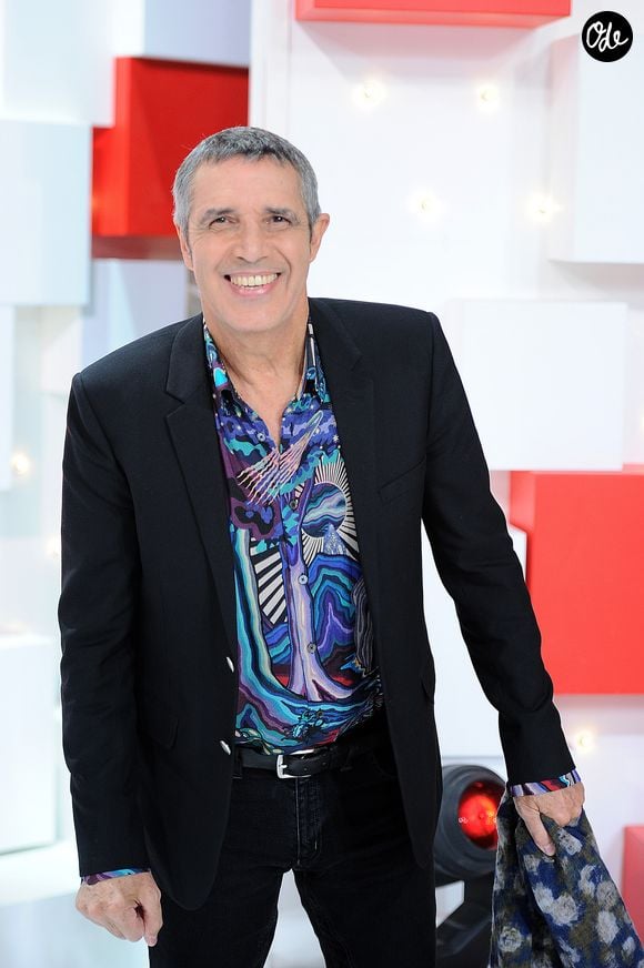 Julien Clerc - Enregistrement de l'émission "Vivement Dimanche" au studio Gabriel à Paris le 29 octobre 2018. L'émission sera diffusée le 4 novembre 2018 . © Guillaume Gaffiot/Bestimage | 00405746
