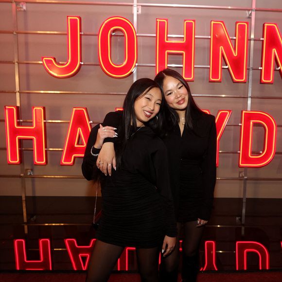 Exclusif - Jade et Joy Hallyday - Vernissage de l'exposition "Johnny Hallyday, l'exposition" au Palais des Expositions à Paris. Le 21 décembre 2023
© Dominique Jacovides / Bestimage