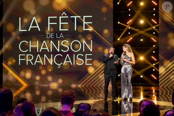 Exclusif - André Manoukian, Laury Thilleman - Enregistrement de l'émission "La fête de la chanson française" à Paris, présentée par L.Thilleman et A.Manoukian, et diffusée le 20 décembre sur France 3
© Pierre Perusseau / Bestimage