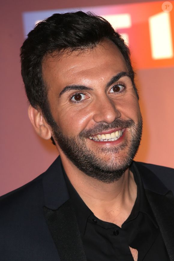 Laurent Ournac (animateur de l'émission) - Photocall Danse avec les stars 6 devant TF1 à Boulogne-Billancourt, le 7 octobre 2015. CYRIL MOREAU / BESTIMAGE