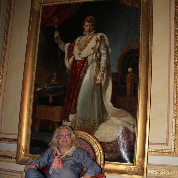 Exclusif - Pierre-Jean Chalençon - People lors d'une soirée cocktail chez Pierre-Jean de Chalençon au Palais Vivienne à Paris. Le 2 février 2022