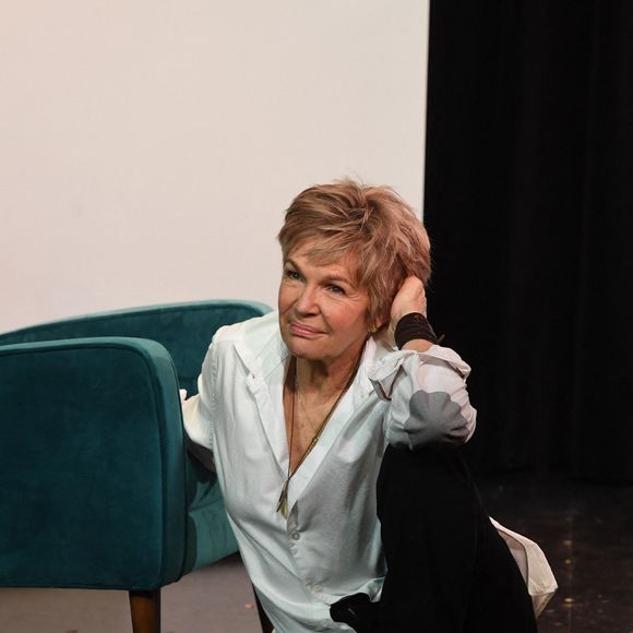 Veronique Jannot - Filage de la piece "Un atelier pour deux" au theatre de Passy  à Paris Le 21 fevrier 2024 © Coadic Guirec / Bestimage