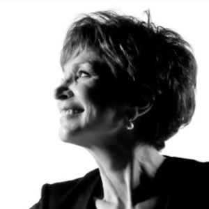 Elle laisse derrière elle son mari Thomas Stern et leurs deux filles Gabrielle (née en 1987) et Pia (née en 1990) 

Hommage à Catherine Laborde dans le 13h de TF1 présenté par Marie-Sophie Lacarrau.