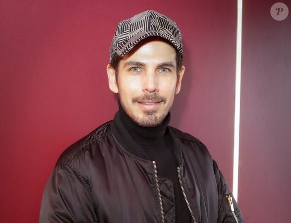 Un événement particulièrement attendu !

Le DJ Michaël Canitrot pose en marge de sa venue au dévoilement du timbre commémoratif du centenaire de la disparition de G. Eiffel à Paris © Jack Tribeca / Bestimage