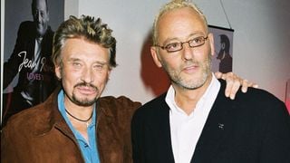 Voilà 7 ans que Johnny Hallyday est parti : Jean Reno raconte un moment suspendu lors de l'entrée du chanteur dans son ultime demeure