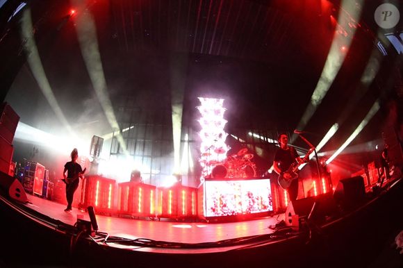 Honoré, Joe Duplantier, le chanteur-guitariste du groupe, a choisi de dédier cette victoire à "tous les groupes qui repoussent les limites".  

Le groupe de metal français Gojira a offert une performance puissante à l'I Think Financial Amphitheatre de West Palm Beach, en Floride, électrisant les fans avec leur set intense, le 14 septembre 2024. ©Backgrid USA / Bestimage
