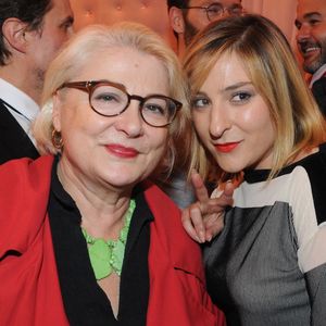 Sa mère Josiane Balasko va certainement couvrir de cadeaux de Noël Andy

Josiane Balasko et sa fille Marilou Berry - Zahia Dehar ouvre sa patisserie-boudoir ephemere chez l'Eclaireur a Paris. Le 3 juillet 2013.