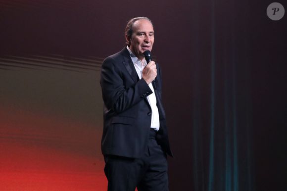 Xavier Niel revendique une approche fondée sur l’instinct, l’audace et l’envie d’essayer plutôt que sur la perfection intellectuelle. 

Exclusif - Xavier Niel fait son show à l'Olympia : " Comment devenir milliardaire.... ". Paris, France, le 18 Septembre 2024. 

© Bertrand Rindoff / Bestimage