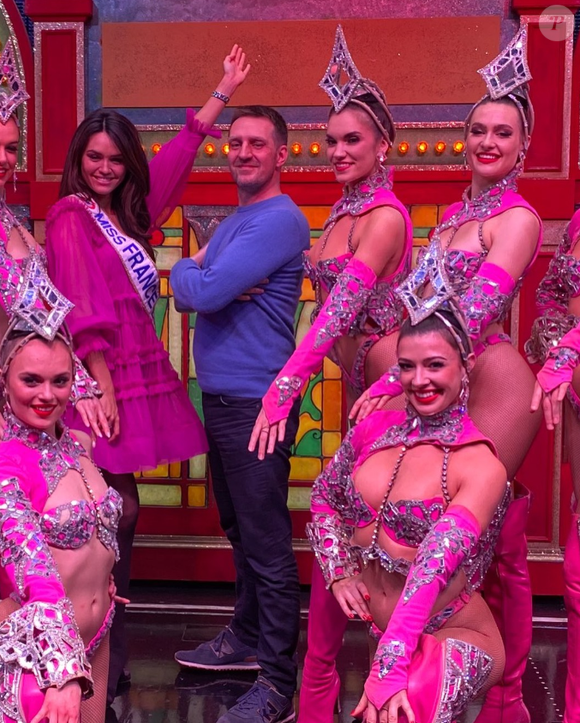 Et s'il évolue dans le milieu des Miss depuis déjà 16 ans, il ne s'en lasse pas. "Les lumières, le décor, les costumes, c'est le sel qui fait que j'aime encore tout ça"

Frédéric Gilbert sur Instagram