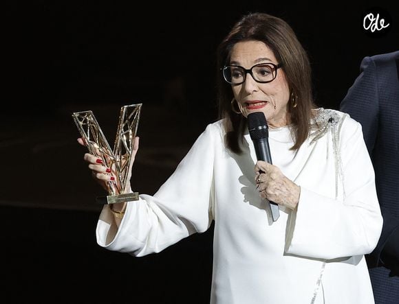 Nana Mouskouri (Victoire d'honneur) à la cérémonie des 41èmes Victoires de la Musique à la Seine Musicale à Boulogne-Billancourt le 13 février 2026. © Coadic Guirec / Bestimage