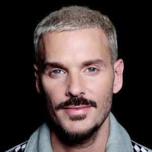 M Pokora pose à Paris, en France, le 13 octobre 2023. Photo : Jérôme Dominé/ABACAPRESS.COM