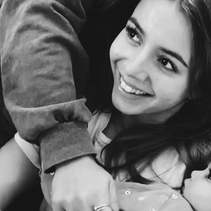 Alizée et ses deux filles Annily et Maggy photographiées par Grégoire Lyonnet. Février 2021.