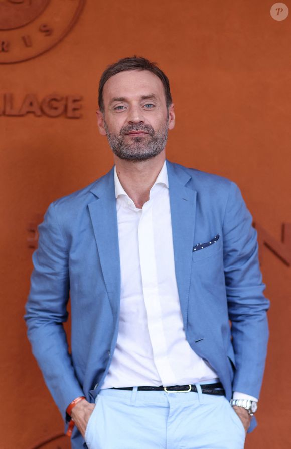Augustin Trapenard - Célébrités au village lors des Internationaux de France de tennis de Roland Garros 2024 à Paris le 9 juin 2024.