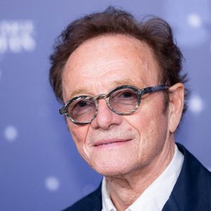 Désormais, Guillaume Durand prend la parole pour sensibiliser au dépistage des cancers ORL.

Guillaume Durand assiste au tapis rouge du 4e jour du 5e festival Cineroman de Nice, France, le 5 octobre 2023. Photo de hootpix/ABACAPRESS.COM