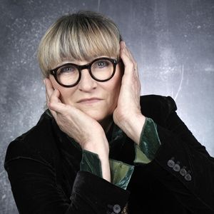 "Vous vous rendez compte je vais avoir 70 ans en 2026 […] C'est affreux, parce que 70 ans ça fait quand même un certain âge. Mais je suis tellement contente de me récupérer comme j'étais à peu près à l'époque de [l'émission] Frou-frou".

Portrait de Christine Bravo lors de l'enregistrement de l'émission "Chez Jordan". Le 16 janvier 2023
© Cédric Perrin / Bestimage