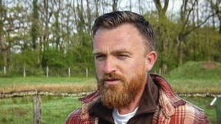 Un bébé rejoint la maison de Jean-Baptiste (L'amour est dans le pré) peu après l'annonce de son histoire avec Nicolas