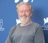 À 88 ans, le réalisateur légendaire Ridley Scott ne ralentit pas la cadence, loin de là !

Ridley Scott - Photocall de "The Last Duel" lors du festival international du film de Venise.

© Bestimage
