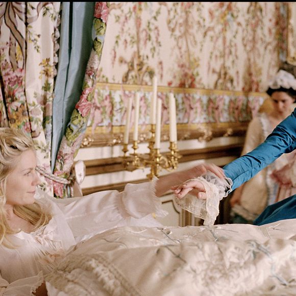 Kirsten Dunst sur le tournage de "Marie-Antoinette". Agence/BestImage
