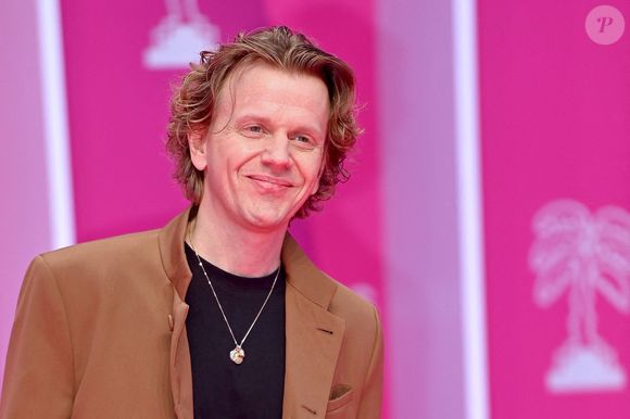 Alex Lutz assiste au tapis rose lors du 7ème Festival International de Cannes - Jour 3 le 07 avril 2024 à Cannes, France. Photo by Franck Castel/ABACAPRESS.COM