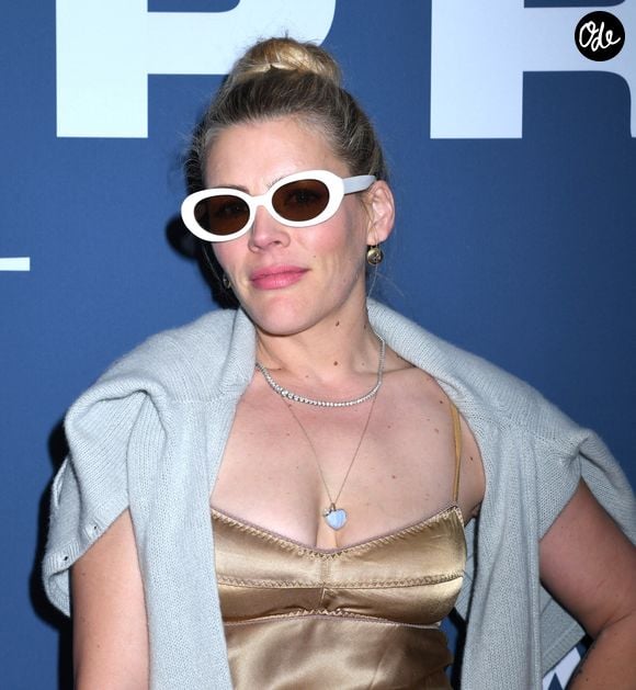 Busy Philipps, 47 ans, a révélé avoir un cancer du cerveau qui avait nécessité de lui retirer une urgence une tumeur.

Busy Philipps assiste à la première de Proof à Broadway, au Booth Theatre de New York, le 16 avril 2026.

Credit Image: © Photo Image Press via ZUMA Press / Bestimage Wire / Bestimage