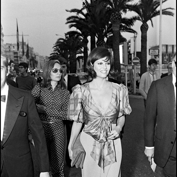 Archives - Claudia Cardinale au Festival de Cannes en 1972. Angeli-Rindoff / Bestimage