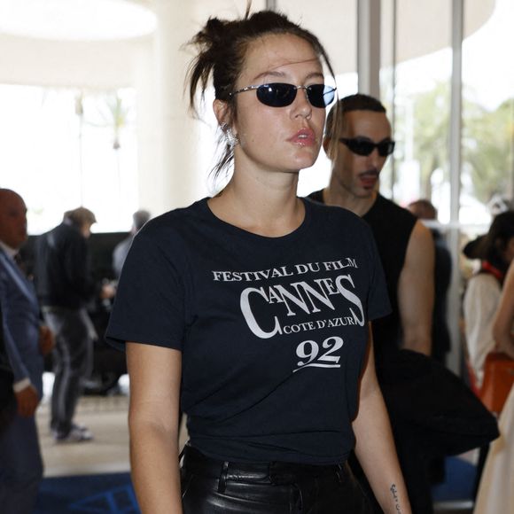 Adèle Exarchopoulos se rend à l'Hôtel Martinez pour assister à une projection avant le 78ème Festival de Cannes le 15 mai 2025 à Cannes, France. Photo by Marco Piovanotto/ABACAPRESS.COM