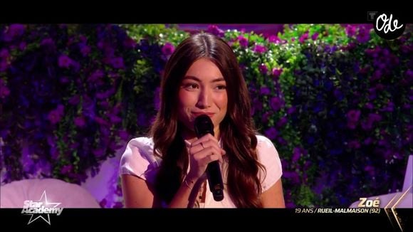 Elle espère développer son univers musical et enregistrer ses compositions.

Zoé fait partie de la nouvelle promotion de la "Star Academy". Capture d'écran TF1