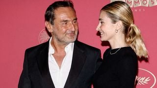 Festival de Cannes 2026 : Gilles Lellouche retrouve sa compagne Alizée et Pio Marmaï s'affiche au bras de Charlotte pour une soirée au Palm Beach