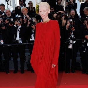 Tilda Swinton - Montée des marches pour la cérémonie de clôture du 79ème Festival International du Film de Cannes, le 23 mai 2026. © Jacovides-Moreau / Bestimage