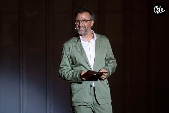 Exclusif - Alexandre Brasseur - Spectacle "Simone Veil, Les combats d'une effrontée" lors du 40ème Festival de Ramatuelle, adaptée du roman de Simone Veil "Une vie" par Cristiana Reali. Le 4 août 2024. 
La comédienne a eu pour volonté, à travers cette mise en scène, de transmettre le récit d'un parcours hors norme, celui de cette femme politique française. Mettre en lumière l'héritage de Simone Veil.
© Cyril Bruneau / Festival de Ramatuelle / Bestimage