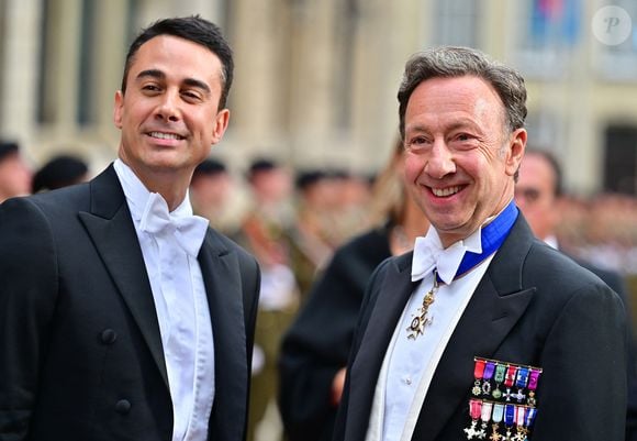 Stéphane Bern était avec son compagnon Yori Bailleres.

Stéphane Bern et son compagnon Yori Bailleres aux arrivées du dîner de gala des célébrations du changement de trône au Palais grand-ducal du Luxembourg, le 3 octobre 2025. © Christian Liewig/Bestimage