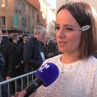 "Intense en émotions" : En Corse, Alizée a craqué en pleine chanson face au Pape François