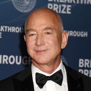 Jeff Bezos à la 11e cérémonie du Breakthrough Prize au Barker Hangar le 05 avril 2025 à Santa Monica, Californie Photo by Jeffrey Mayer/MediaPunch/ABACAPRESS.COM