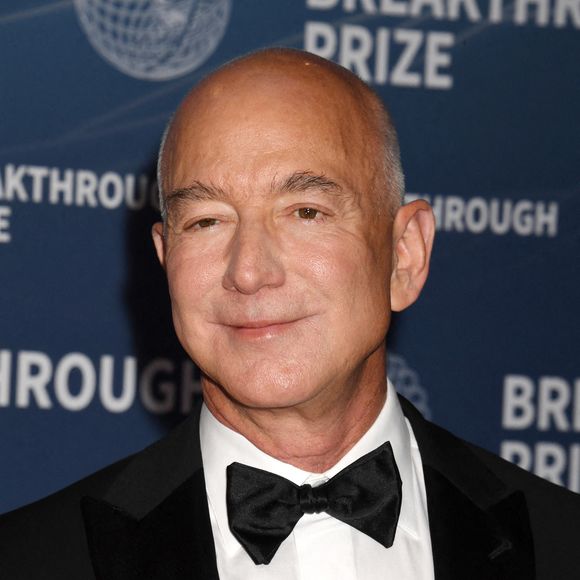 Jeff Bezos à la 11e cérémonie du Breakthrough Prize au Barker Hangar le 05 avril 2025 à Santa Monica, Californie Photo by Jeffrey Mayer/MediaPunch/ABACAPRESS.COM