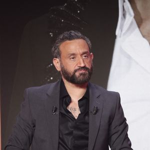 L'animateur qui aurait ces derniers temps "multiplié les réunions avec les cadres du groupe M6" pourrait tourner ce projet secret dans les locaux de C8

Exclusif - Cyril Hanouna, sur le plateau de l’émission « TPMP » présentée par C.Hanouna et diffusée en direct sur Youtube et sur toutes les box exceptée Bouygues (SFR, FREE, MyCanal etc), Paris, France, le 03 mars 2025. © Jack Tribeca / Bestimage