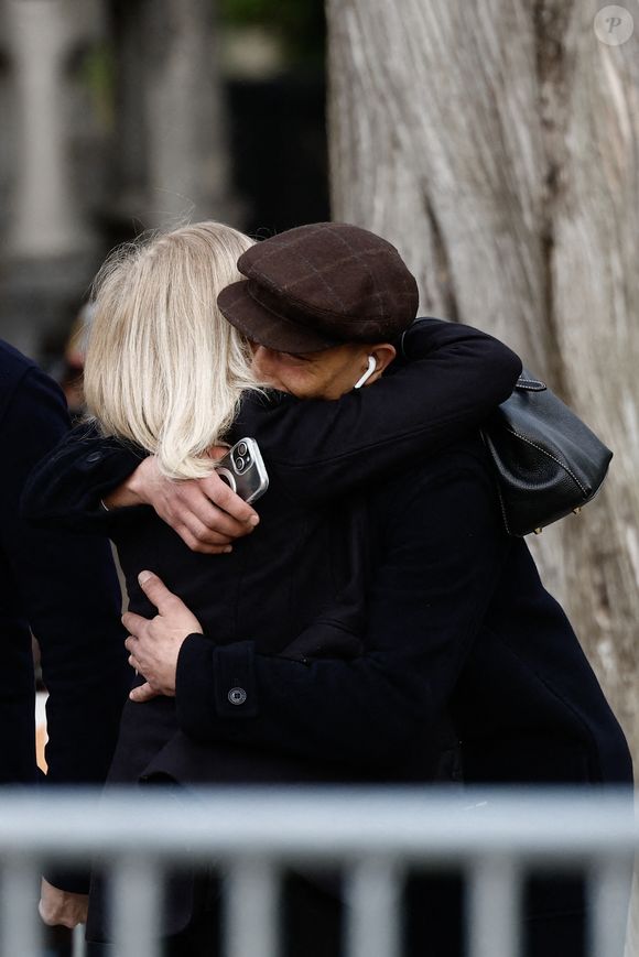 Elisa Servier, Steevy Boulay - Obsèques d'Isabelle Mergault à la Coupole du Père-Lachaise à Paris le 30 mars 2026. © Cyril Moreau - Dominique Jacovides / Bestimage