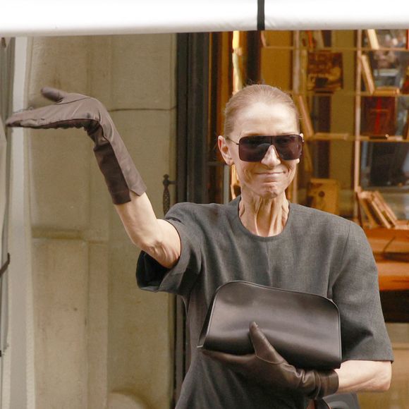 Céline Dion quitte le Royal Monceau pour se rendre aux répétitions de son concert parisien. Paris le 8 Septembre 2026. © Christophe Aubert / Bestimage