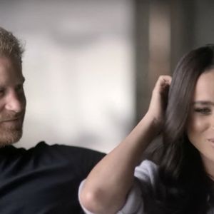 Images du documentaire Netflix "Harry & Meghan". La série comporte six parties et couvre la relation du couple depuis leurs premières fréquentations jusqu'à leur décision de prendre du recul en tant que membres actifs de la famille royale britannique et leurs activités ultérieures. Netflix / Backgrid UK / Bestimage