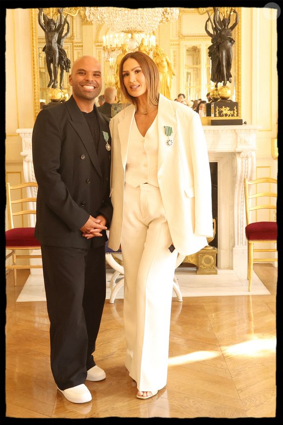 Exclusif - Saïd Boussif, Vitaa - La chanteuse Vitaa et le Producteur musical Saïd Boussif élevés par la ministre de la Culture, Rachida Dati au grade de chevalier dans l'ordre des Arts et Lettres dans le salon des Maréchaux au ministère de la Culture à Paris le 24 juin 2024. © Dominique Jacovides - Alain Guizard / Bestimage