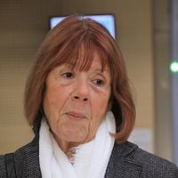 Gisèle Pelicot a élu domicile sur une île, bien loin de son ancien quotidien à Mazan, avec son nouveau compagnon