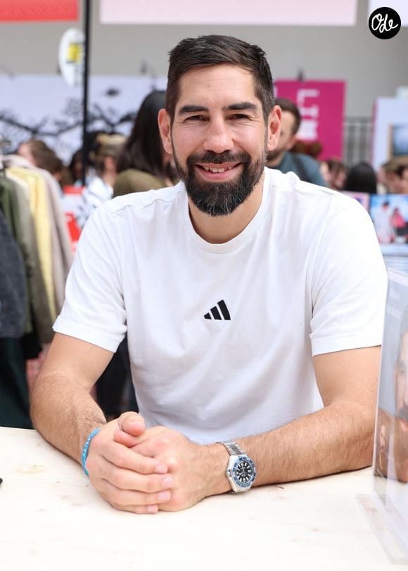 Nikola Karabatic lors du 5ème festival du Livre de Paris au Grand Palais à Paris, France, le 17 avril 2026. © Denis Guignebourg/BestImage