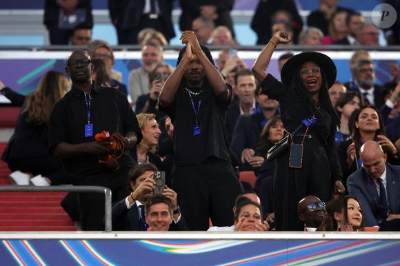 Lilian Thuram, Khephren Thuram, Kareen Guiock Thuram lors de la finale de l'UEFA Champions League 2025 entre le Paris Saint-Germain (PSG) et le FC Internazionale Milano (Inter Milan) à l'Allianz Arena de Munich, Allemagne, le 31 mai 2025. Photo by Marco Iacobucci/IPA/ABACAPRESS.COM