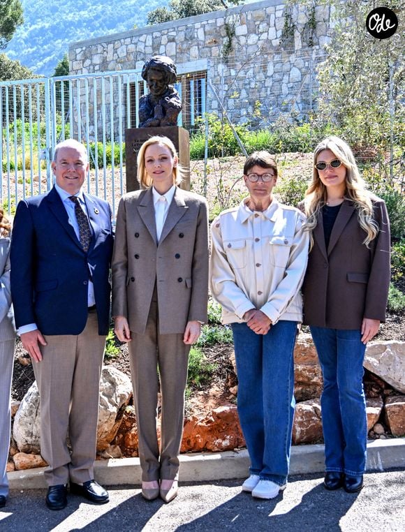 Leurs Altesses S.A.S. le Prince Albert II et la Princesse Charlène de Monaco, Leurs Altesses S.A.S. la Princesse Stéphanie de Monaco, Camille Gottlieb, Mélanie-Antoinette de Massy et Gareth Wittstock ont visité les nouveaux locaux de la SPA. © Bruno Bebert/Bestimage