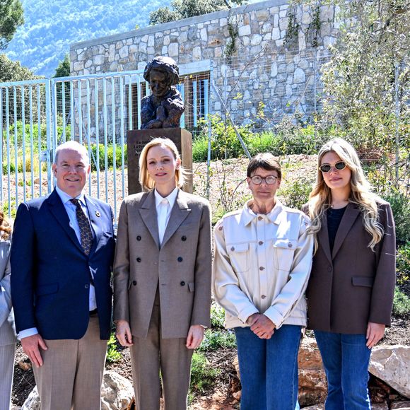 Leurs Altesses S.A.S. le Prince Albert II et la Princesse Charlène de Monaco, Leurs Altesses S.A.S. la Princesse Stéphanie de Monaco, Camille Gottlieb, Mélanie-Antoinette de Massy et Gareth Wittstock ont visité les nouveaux locaux de la SPA. © Bruno Bebert/Bestimage