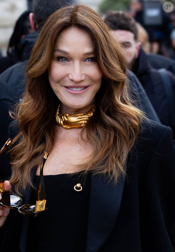 Carla Bruni au défilé Schiaparelli le 26/01/2026 à Paris pour la Paris Fashion Week © Thibault Duboucher/Bestimage