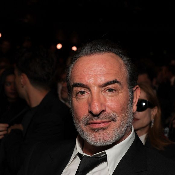 Jean Dujardin s'est illustré par une arrivée particulièrement charismatique lors des César

51e cérémonie des César du cinéma à l'Olympia, à Paris, France. Photo par Nasser Berzane/ABACAPRESS.COM