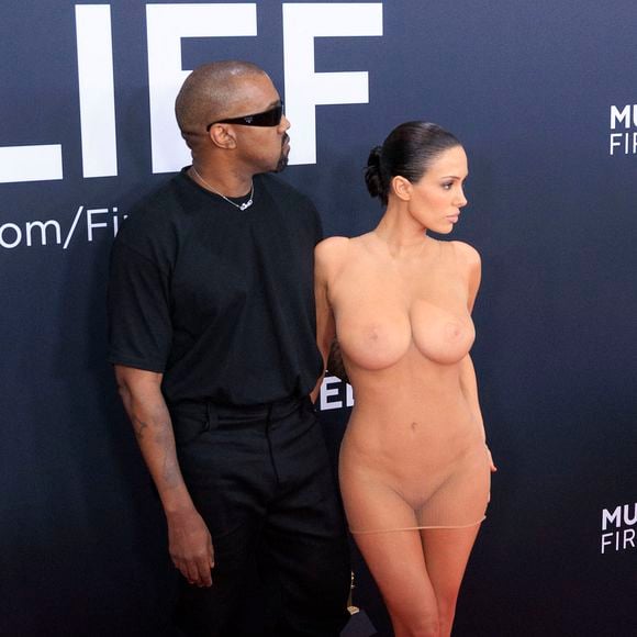 Kanye West et sa femme Bianca Censori lors de la 67e cérémonie des Grammy Awards qui s'est tenue à la Crypto.com Arena à Los Angeles, Californie, le dimanche 2 février 2025. JAVIER ROJAS/PI : © Zuma Press / Bestimage