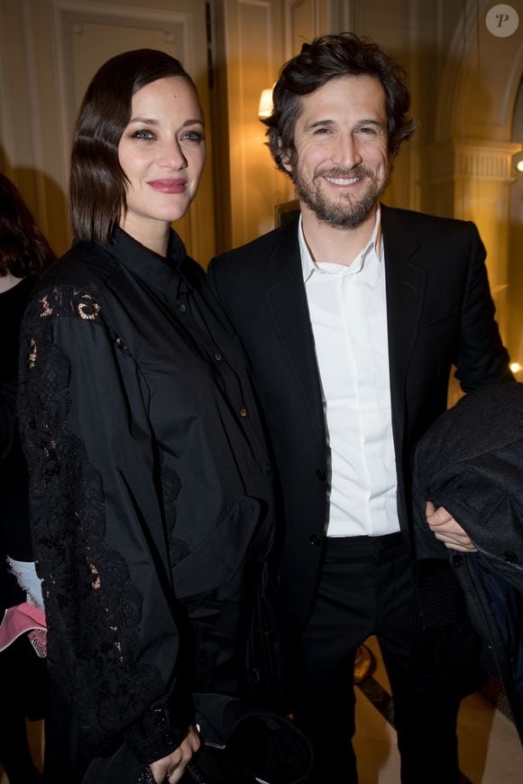 Marion Cotillard enceinte et son compagnon Guillaume Canet - Dîner à l'hôtel Meurice des Révélations César 2017 à Paris le 16 janvier 2017. Ce sont trente-quatre jeunes talents, qui ont été sélectionnés par le Comité Révélations de l'Académie des Arts et Techniques du Cinéma pour incarner la nouvelle garde du cinéma français et qui posent avec leur parrains et marraines, avant la cérémonie des César qui se tiendra le 24 février prochain. © Cyril Moreau/Bestimage