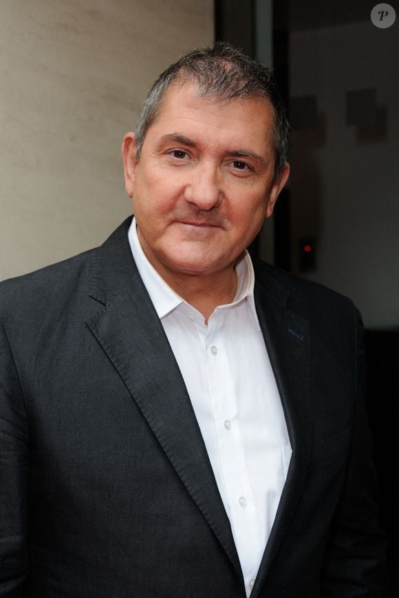 Yves Calvi assistant à la conférence de presse annuelle de la station de radio RTL à Paris, France, le 4 septembre 2014. Photo par Alban Wyters/ABACAPRESS.COM
