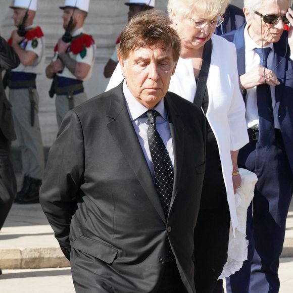 Malgré les critiques, l’animateur de 78 ans affirme qu’il n’a pas l’intention de prendre sa retraite pour l’instant.

Jean-Pierre Foucault - Obsèques de l'ancien maire de Marseille Jean-Claude Gaudin à la cathédrale Sainte-Marie major de Marseille, France, le 23 mai 2024. © Jean-René Santini/Bestimage